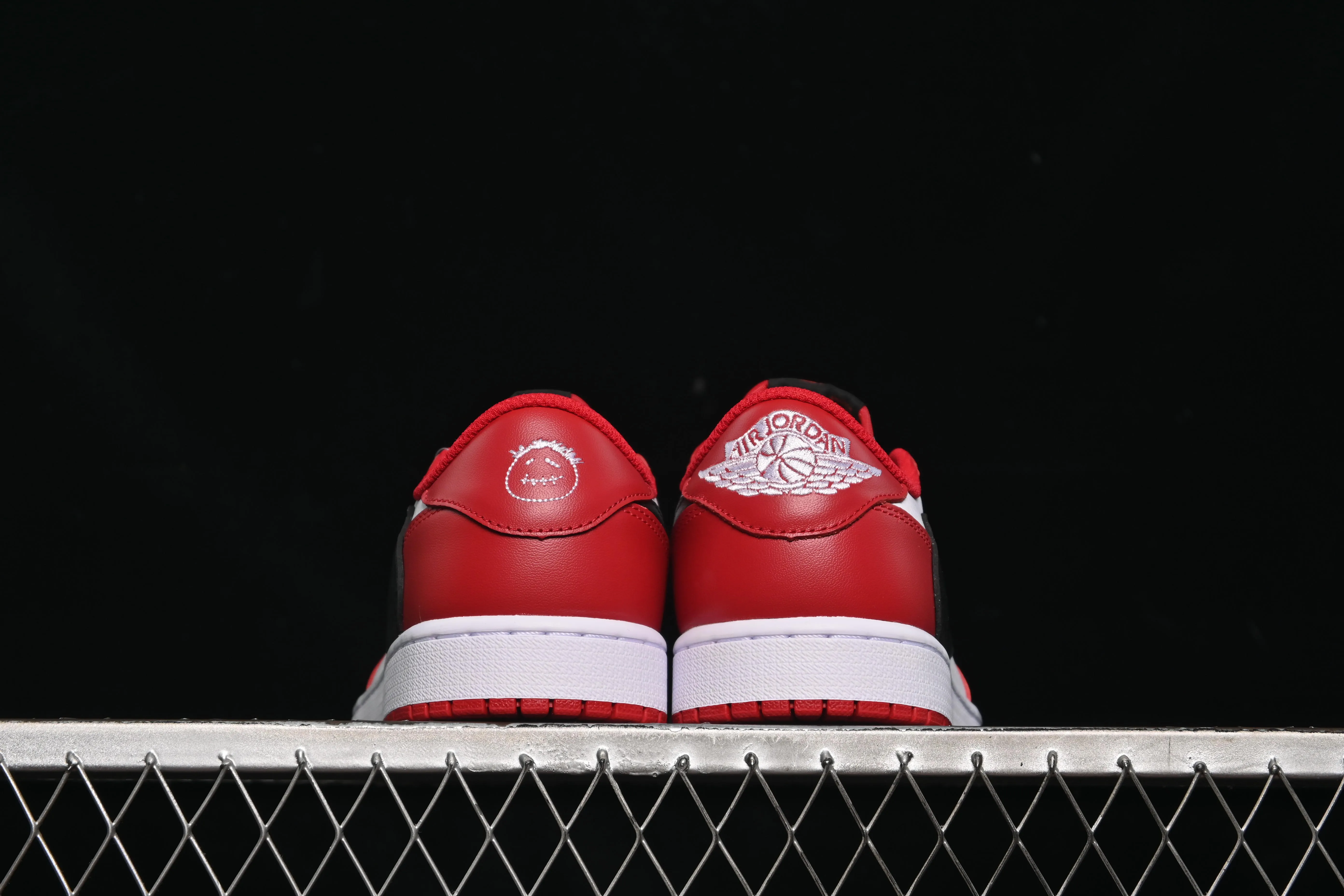 All categories Air Jordan Jordan series basketball shoes Air Jordan 1 Low LW version Travis Scott x Air Jordan 1 Low OG AJ1 Joe 1 undercut low DM7866-101